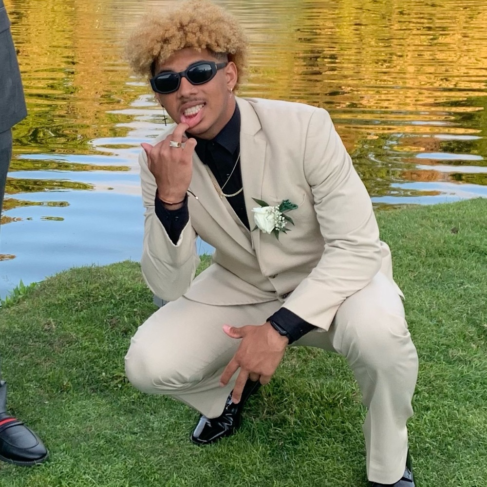 Meet your Posher, Mario